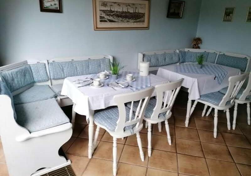 Номер Стандарт Трехместный, Pension Weidengrund