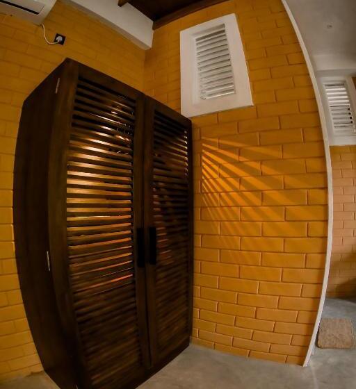 Chambre Triple Standard avec Terrasse, 3 In One Mirissa