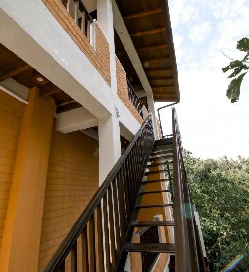 Chambre Standard Vue Piscine, 3 In One Mirissa