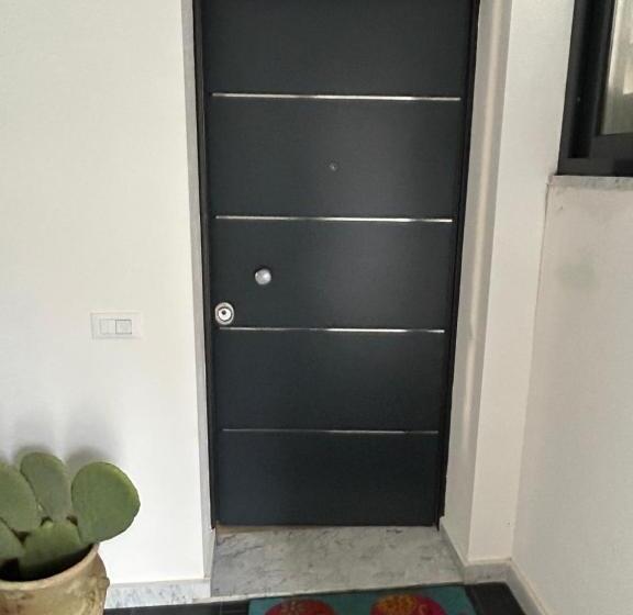 דירת שני חדרים, Affitti Brevi Elmas