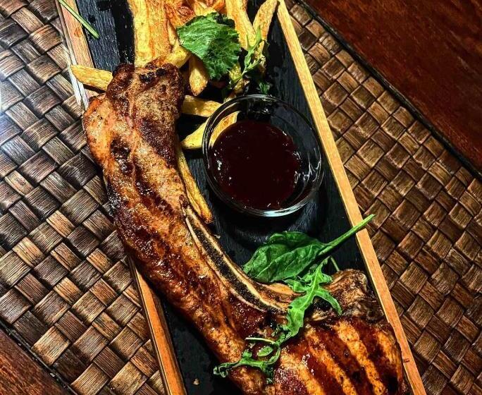 Апартаменты 1 Спальня с Видом, Andesite Boutique Residence