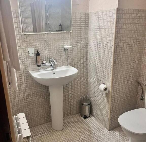Номер Стандарт Трехместный, Andesite Boutique Residence