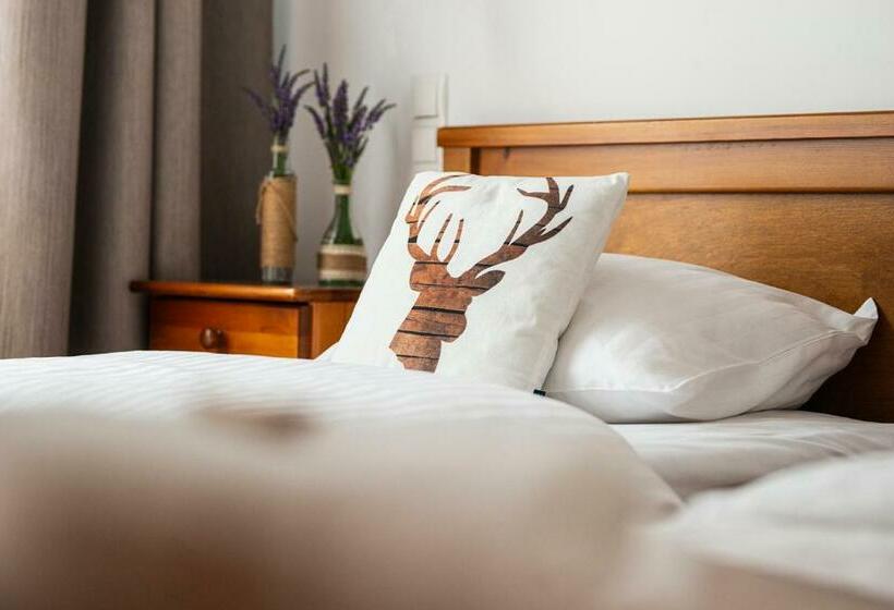 غرفة قياسية, Bacówka Biały Jeleń