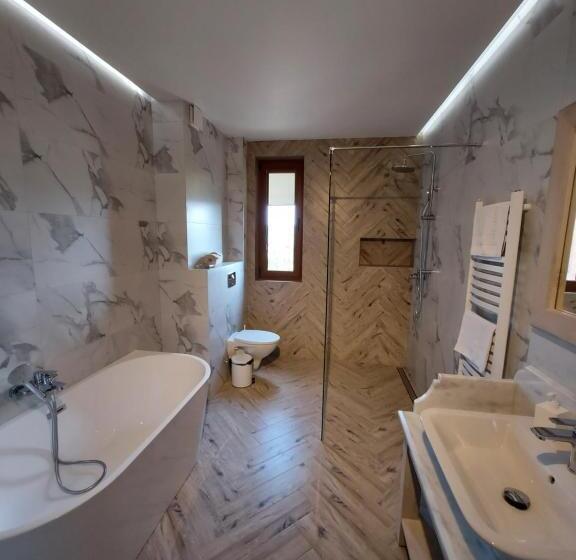 شقة غرفة واحدة, Bacówka Biały Jeleń