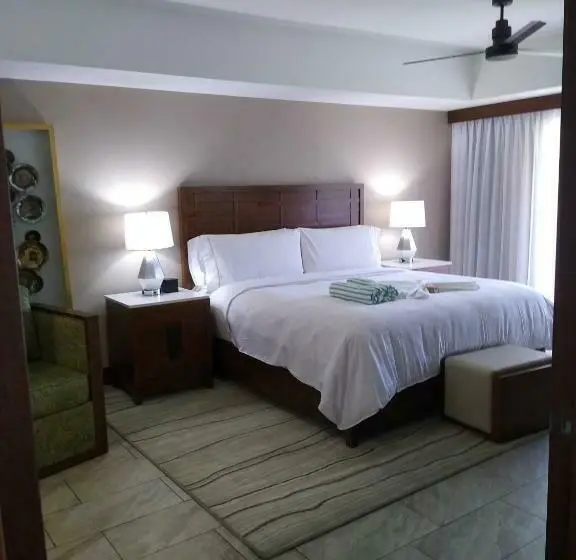 سوییت, Stay On The Beach In Saint Maarten 3br Condo Sleeps 8
