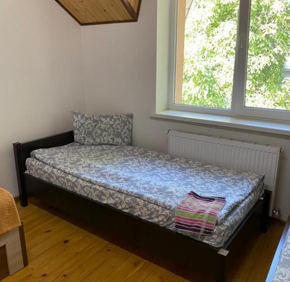 اتاق کلاسیک سه تخته, домашній затишок