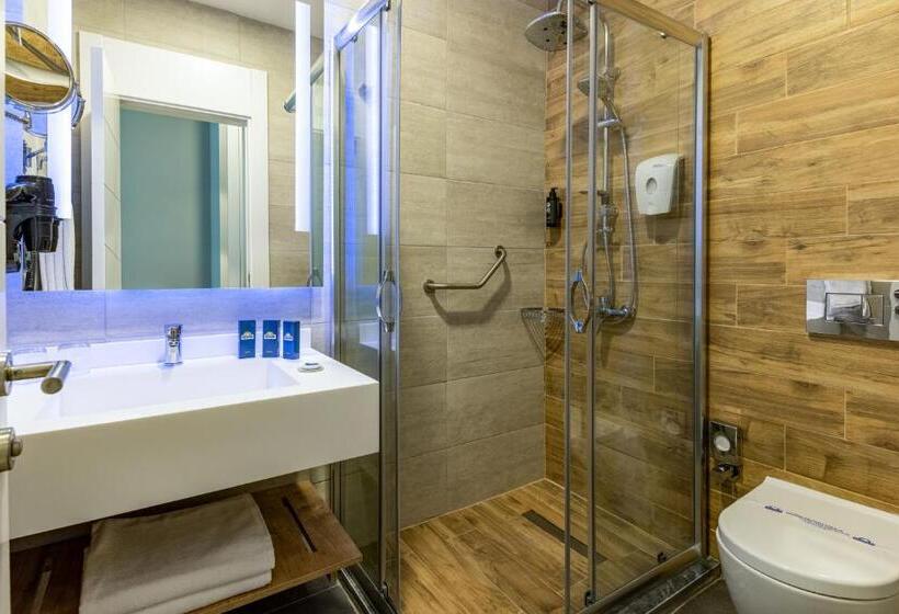 اتاق استاندارد, Days Hotel By Wyndham Istanbul Esenyurt