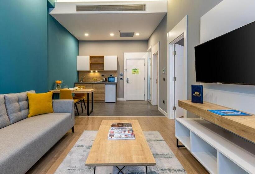 سوییت لوکس, Days Hotel By Wyndham Istanbul Esenyurt