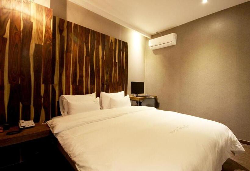 غرفة ديلوكس, Jinhae Pasta