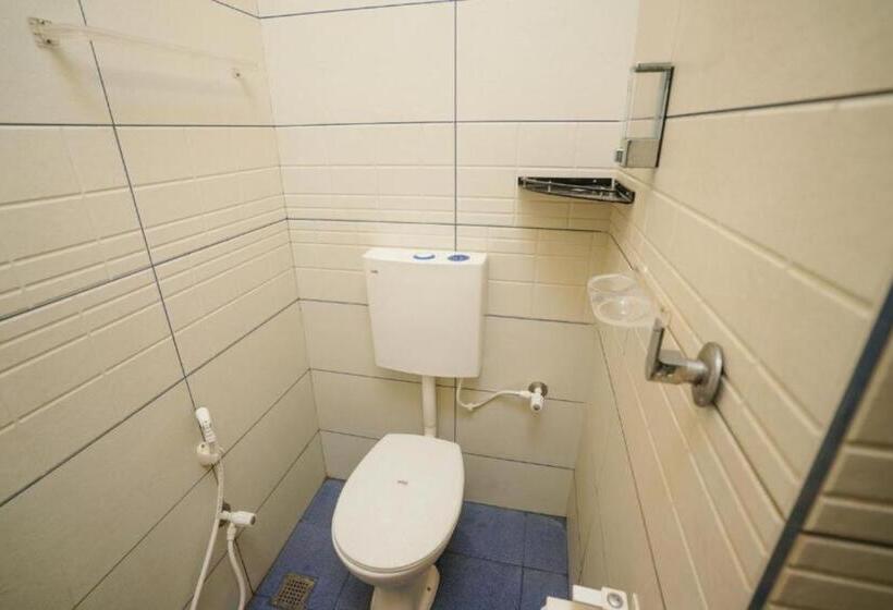 Standard Room, Twinn Waves By Atmos