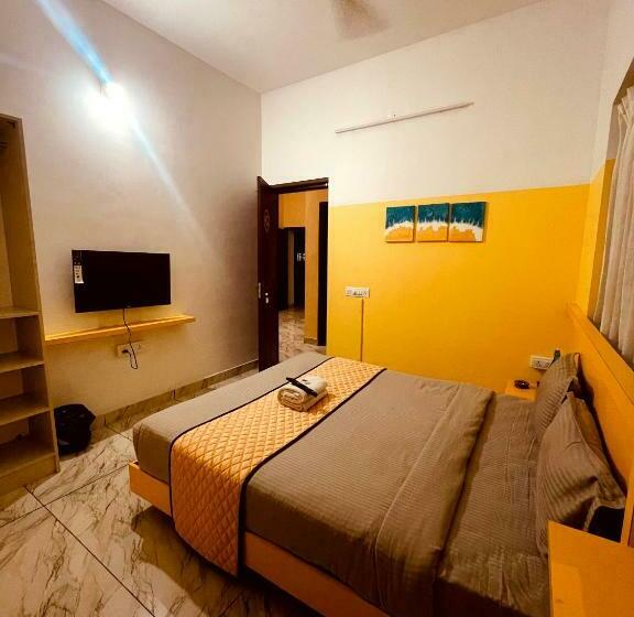 Deluxe Room with Balcony, Twinn Waves By Atmos