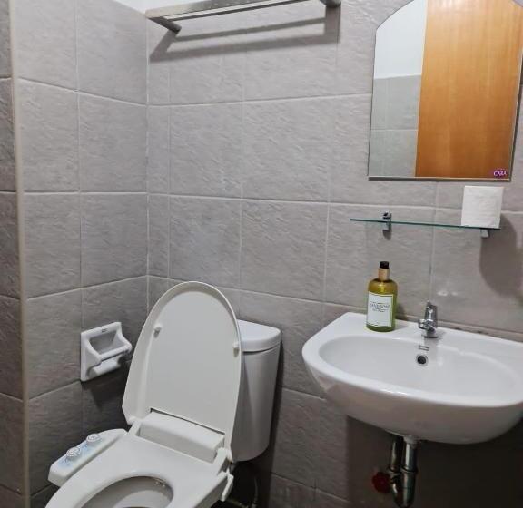 استودیوی استاندارد, Mesatierra Garden Residences