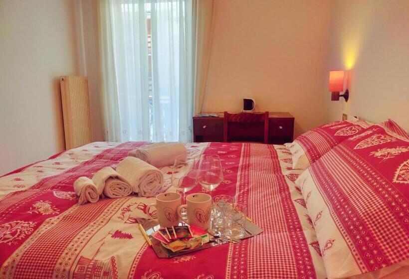 غرفة قياسية مزوَّدة بشُرفة, Cèsa Cherpei   Dog Friendly