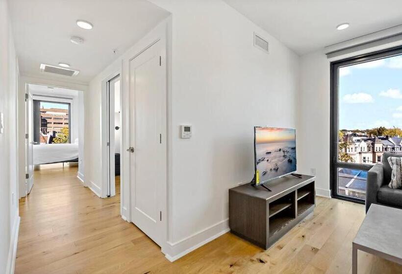 Apartamento 1 Dormitório com Terraço, Pure Voyage Shaw