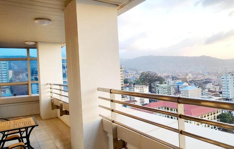 Deluxe Suite King Bed, The View Hotel Restaurant & Sky Lounge