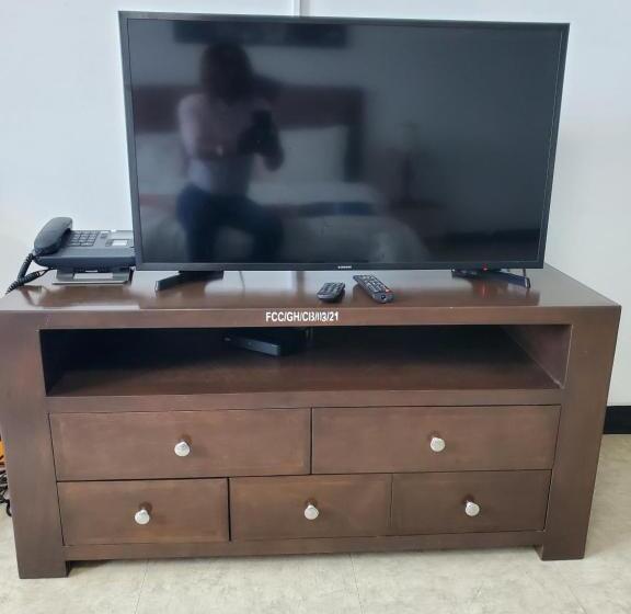 اتاق استاندارد, The View Hotel Restaurant & Sky Lounge