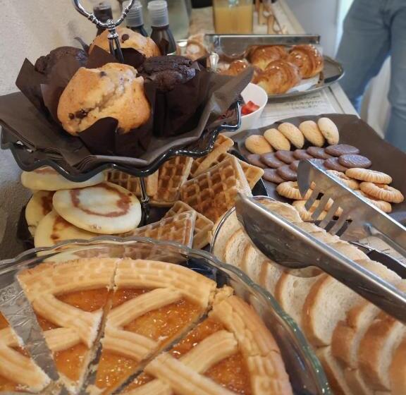 اتاق استاندارد با بالکن, U Baruni B&b