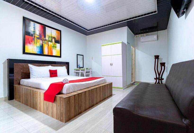 Номер Superior, Reddoorz Near Universitas Simalungun Pematangsiantar