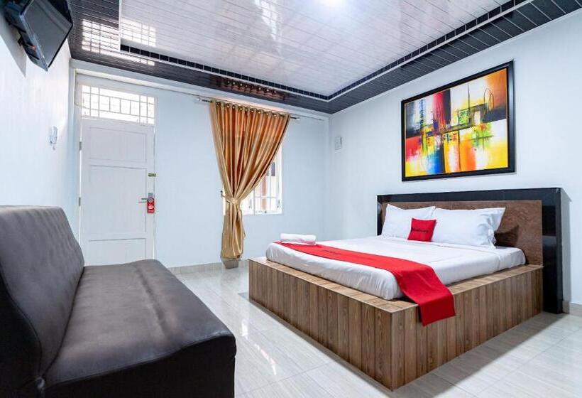 Номер Superior, Reddoorz Near Universitas Simalungun Pematangsiantar