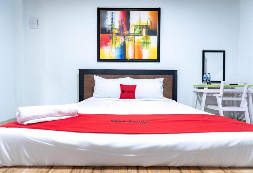 Номер Superior, Reddoorz Near Universitas Simalungun Pematangsiantar