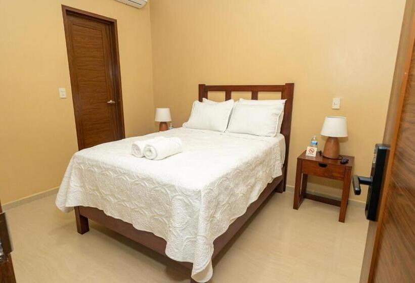 标准间, The Garden