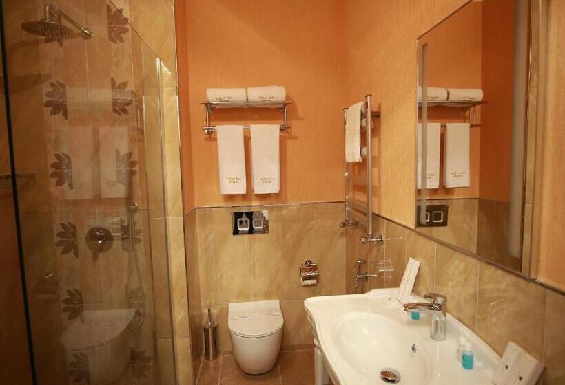 اتاق لوکس, West Inn Hotel Baku