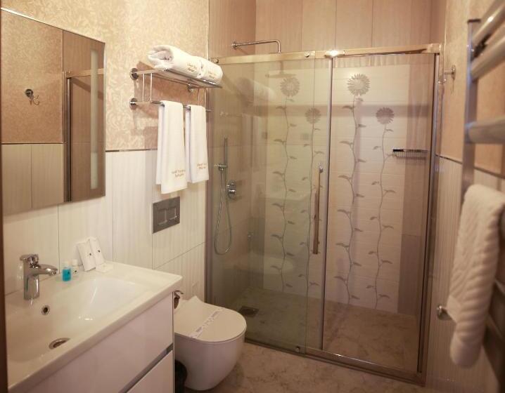 سوییت, West Inn Hotel Baku