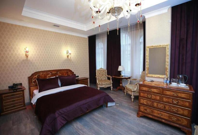 سوییت, West Inn Hotel Baku