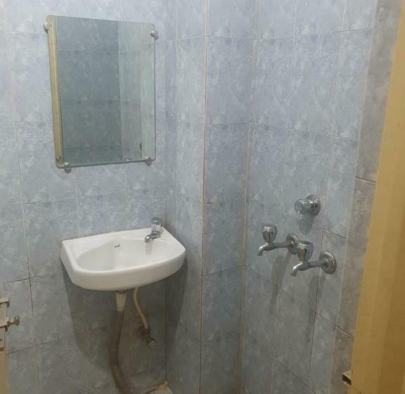 غرفة إقتصادية فردية, Anmol