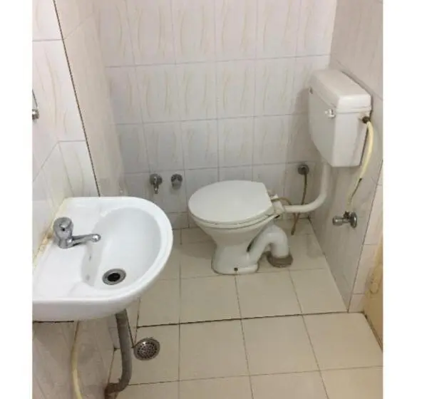 Chambre Deluxe, Anmol