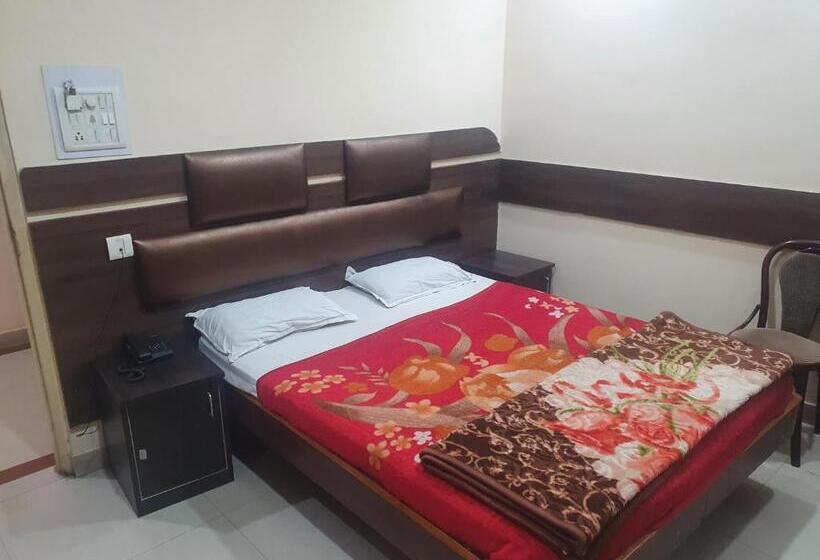 غرفة سوبيريور سرير كينج, Anmol