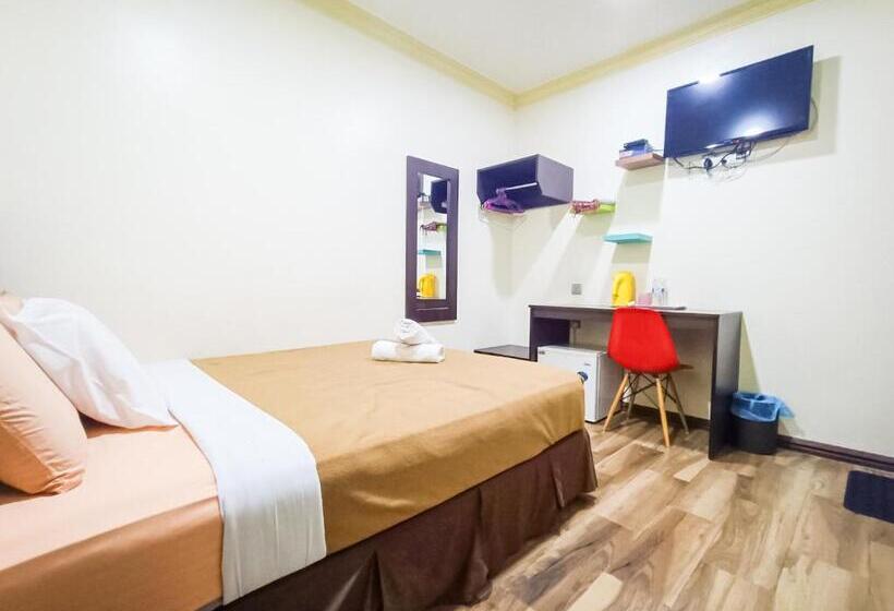 חדר דלוקס, Paka Dalyla