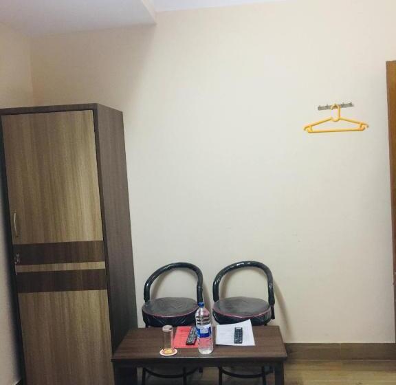 اتاق استاندارد, Rajdhani Visit