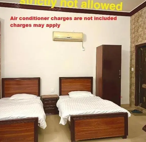 اتاق اکونومی, Babar House