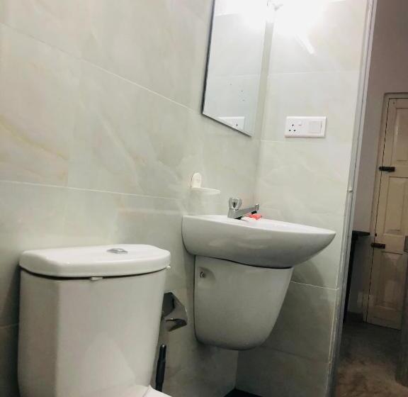 豪华家庭房间, Waves