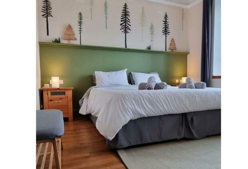 غرفة قياسية مطلّة علي البحيرة, The Place To B & B