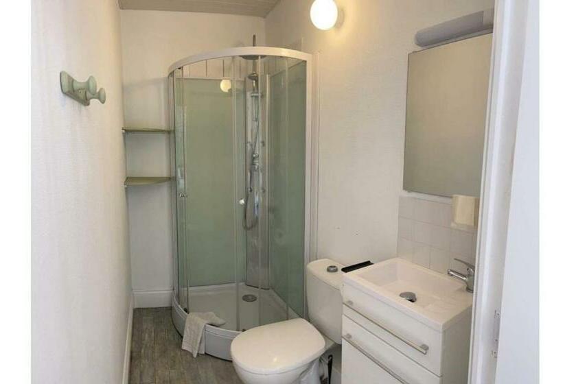 غرفة قياسية مطلّة علي البحيرة, The Place To B & B