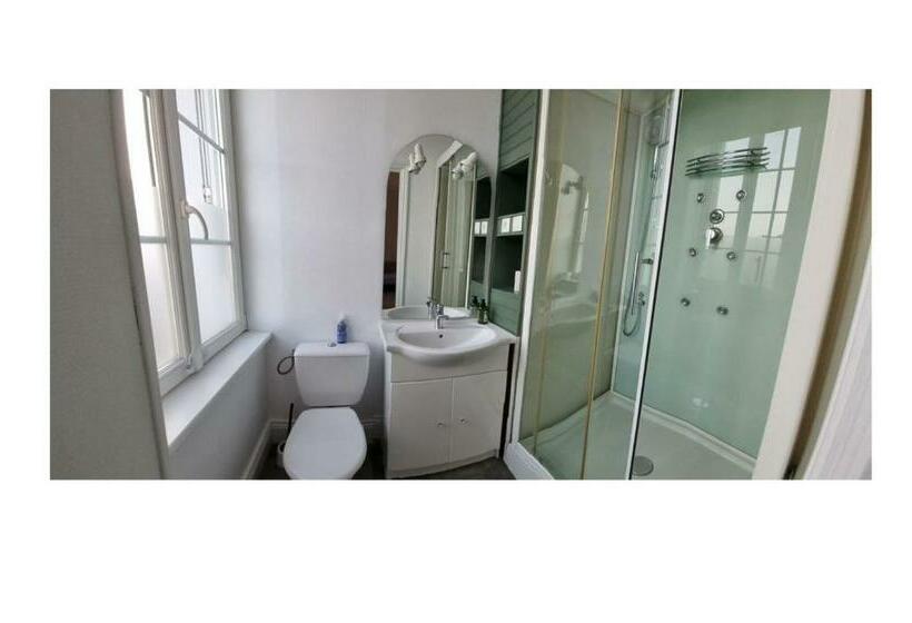 غرفة قياسية مطلّة علي البحيرة, The Place To B & B