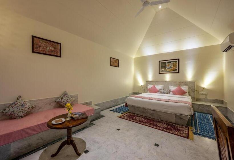 Вилла с 1 спальней и бассейном, Aangan Resort Ranthambhore   A Private Pool Villa