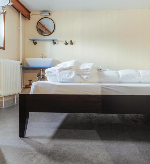 غرفة قياسية حمام مشترك, Arcona   übernachten Auf Dem Wasser   Direkt Am Bontekai