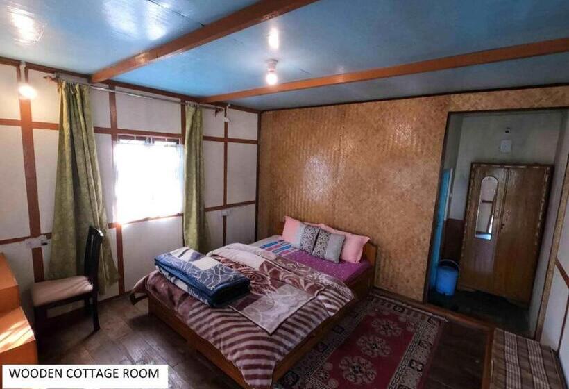 اتاق استاندارد با چشم‌انداز کوهستان, Odyssey Stays Darap 2.0