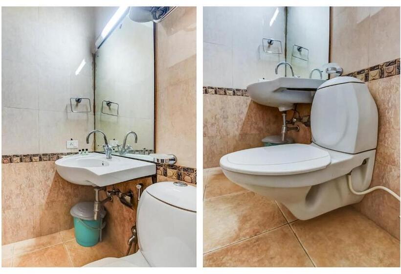 Трехместный Номер Классика, Collection O 703318  Sangia