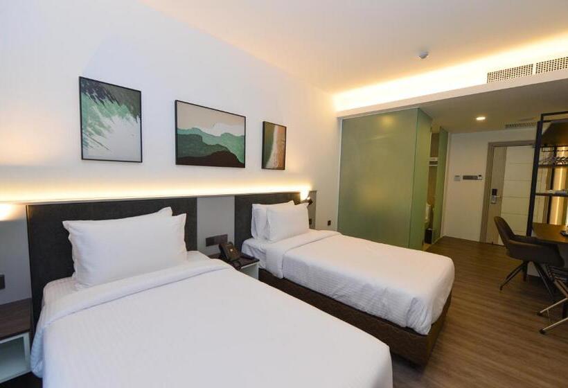 Habitació Superior, Rume