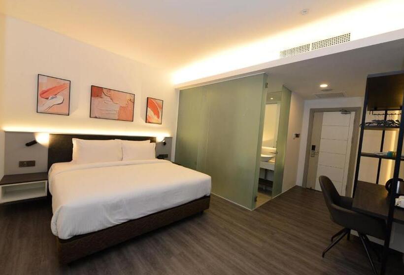 Habitació Estàndard, Rume