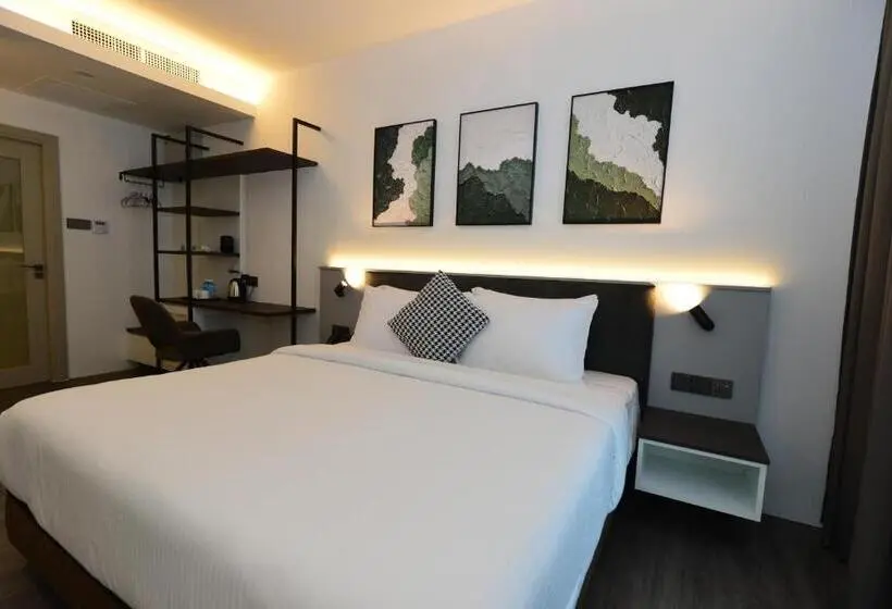 Suite King Size Seng, Rume