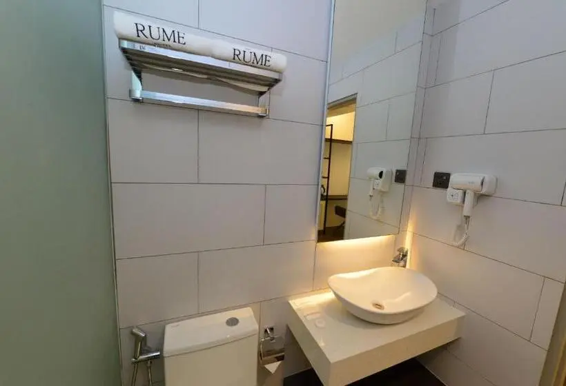 Suite King Size Seng, Rume