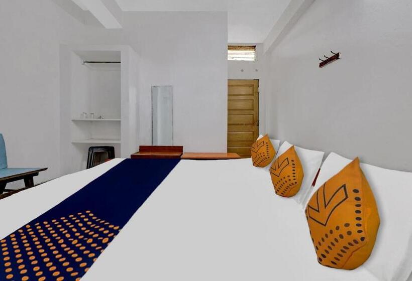 اتاق کلاسیک سه تخته, Spot On 80462  Ashoka Lodge