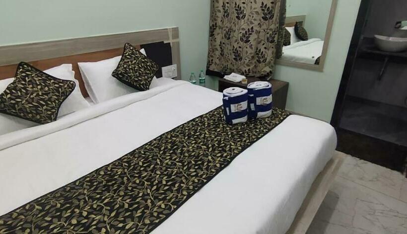 Номер Deluxe, Teertham