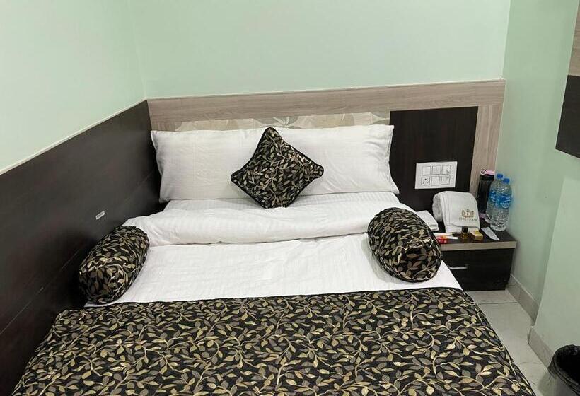 חדר דלוקס יחיד, Teertham