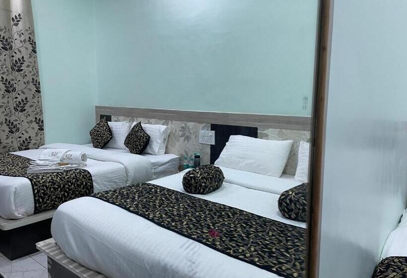 חדר אקזקיוטיב, Teertham